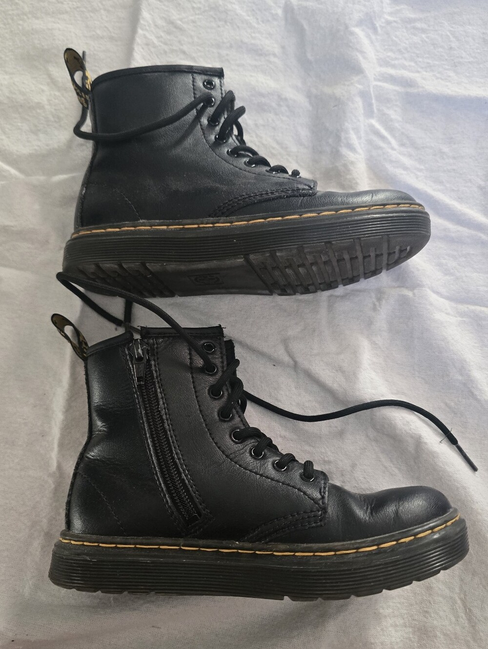 Kids Dr. Martens Boots Size 13